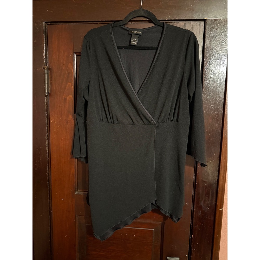 Lane Bryant Black Faux Wrap Tunic Top Asymmetrical Sharkbite Hem Blouse 14/16